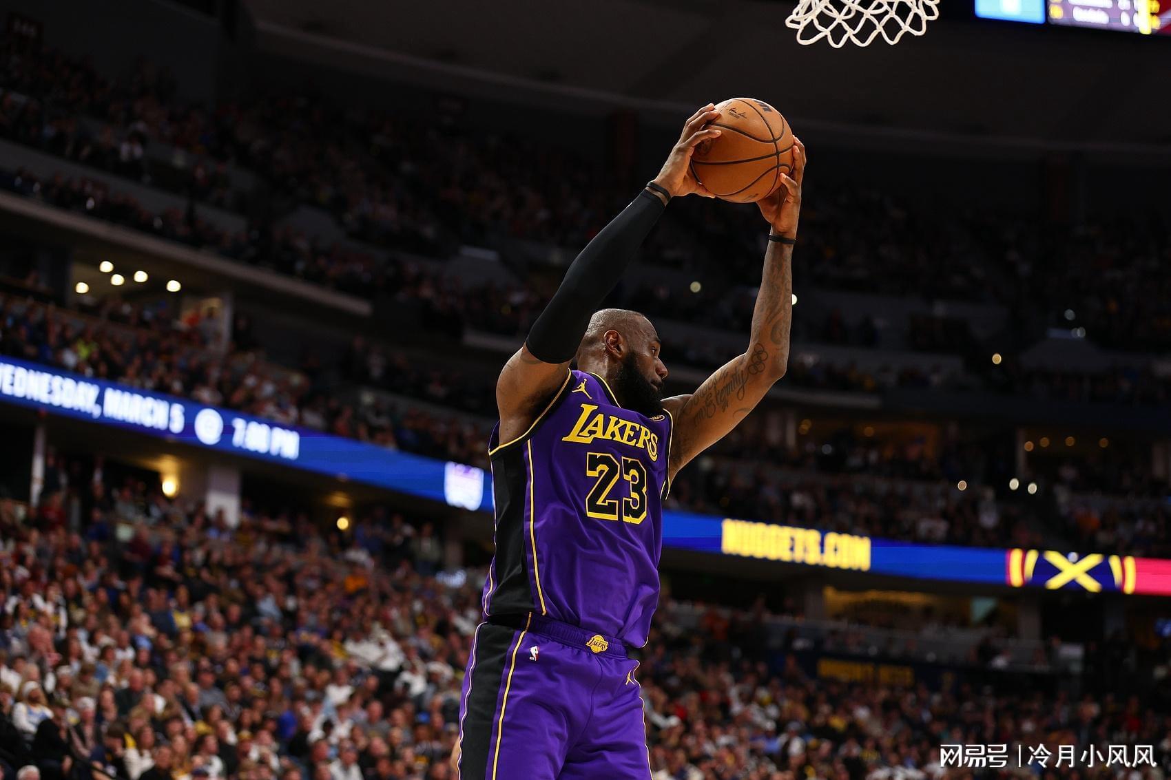 Kaiyun Sports-开云体育-湖人消息：老詹离队倒计时，艾顿表态改变，湖管决策遭痛批