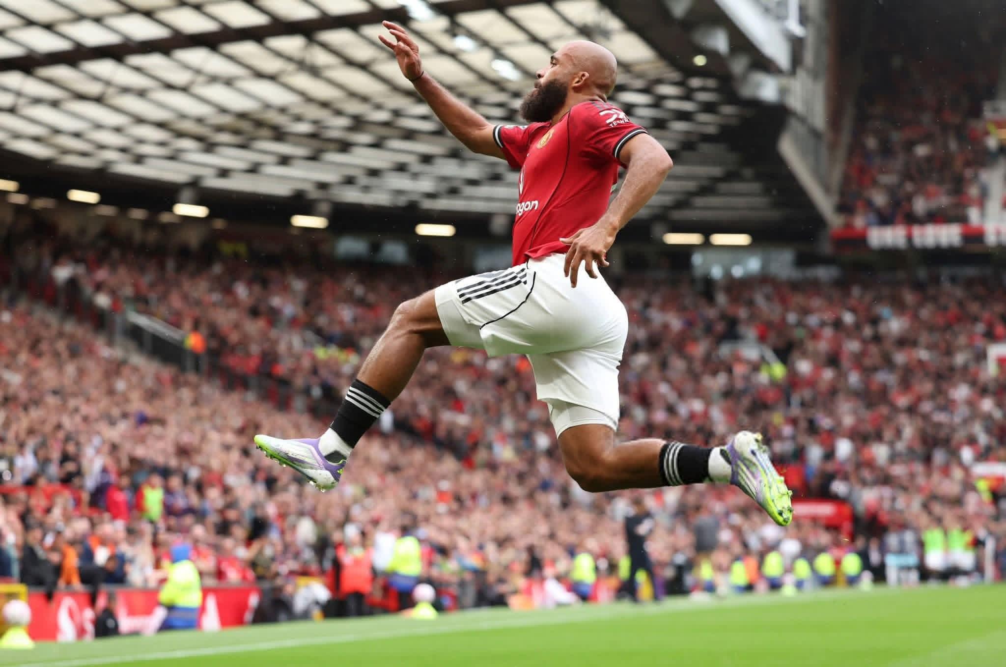 开云登录入口-姆伯莫：我们在上半场掌控了比赛，每场比赛都很难但也很重要