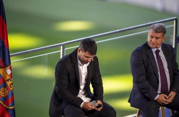 开云-爱游戏-巴萨给阿圭罗体面的告别，是本赛季最精彩的进球