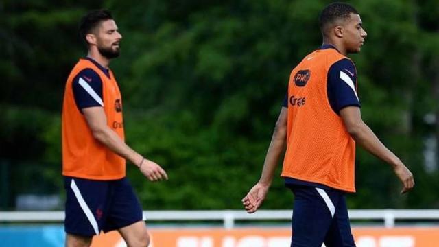 开云登录入口-姆巴佩：的确跟吉鲁吵过 在法国队要以大局为重